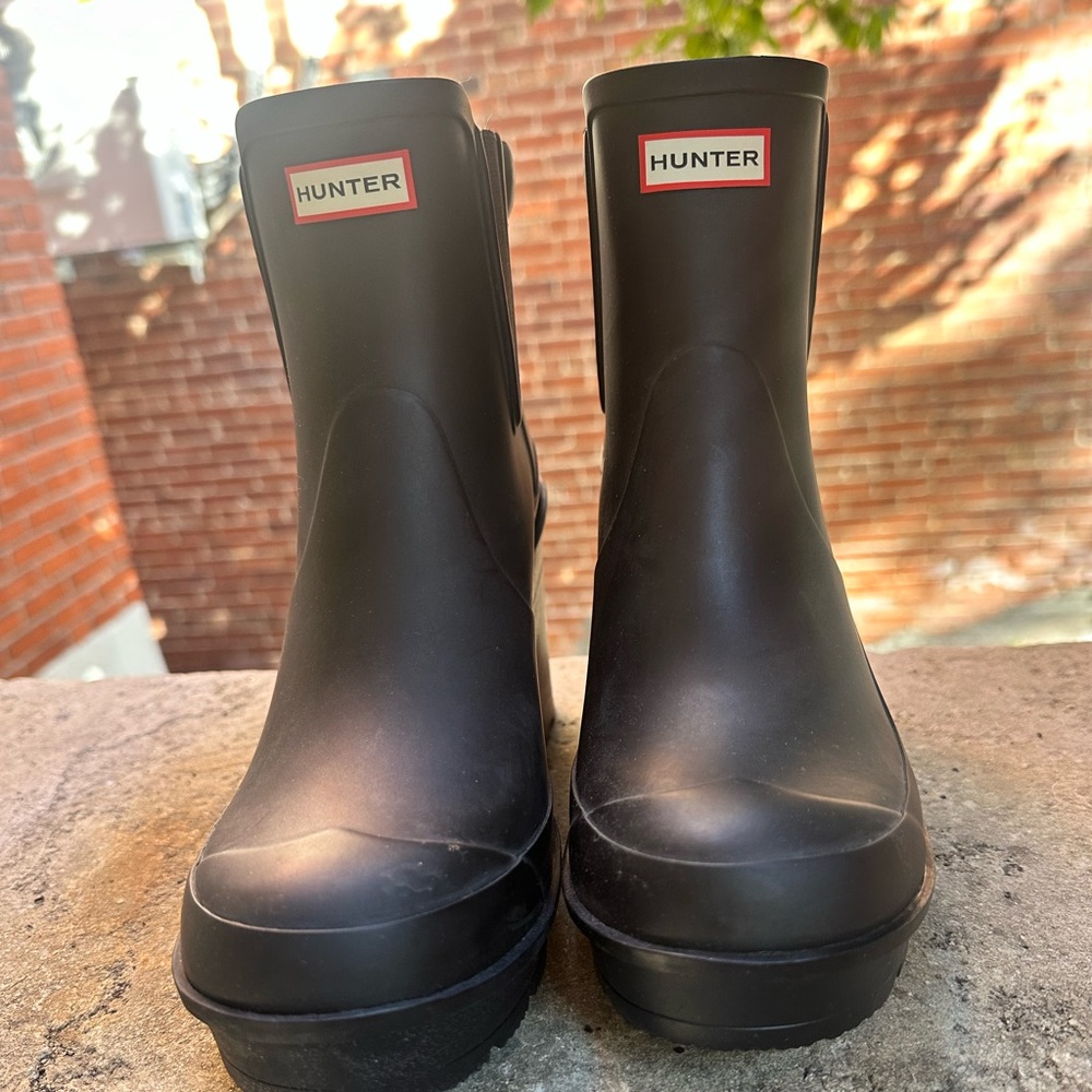 RARE Hunter Chelsea Block Heeled Booties